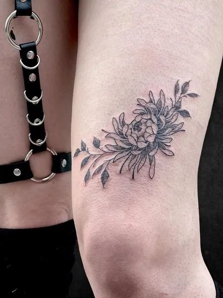 Minimalist Chrysanthemum Tattoo Examples