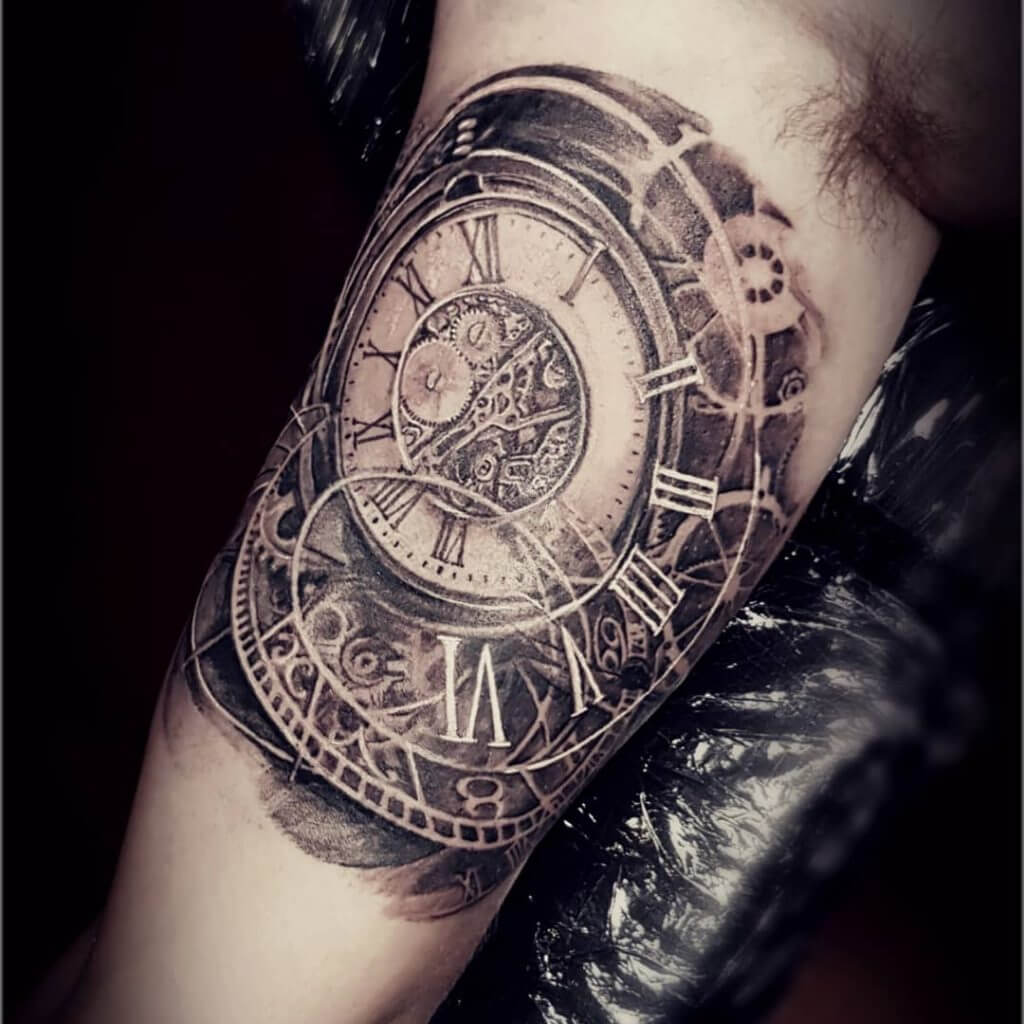A clock tattoo