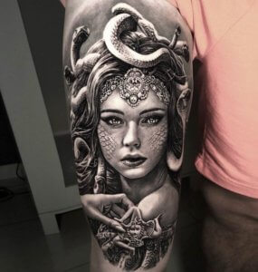 Gorgeous Medusa tattoos for thigh 4