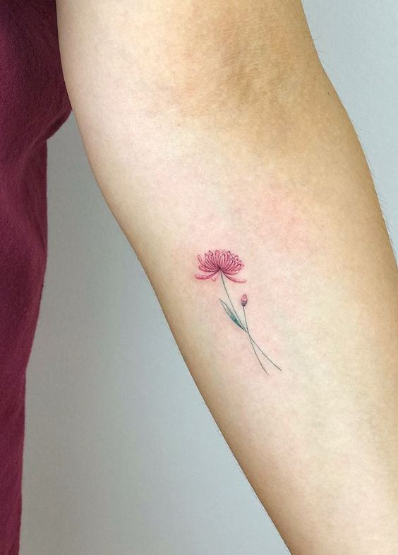 10 Minimalist chrysanthemum tattoo examples