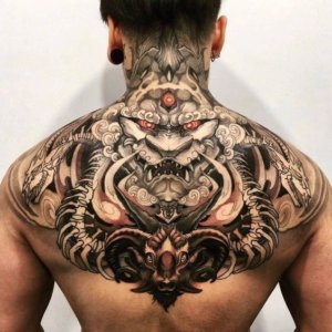 20 awsome japanese back tattoos for men and women 20