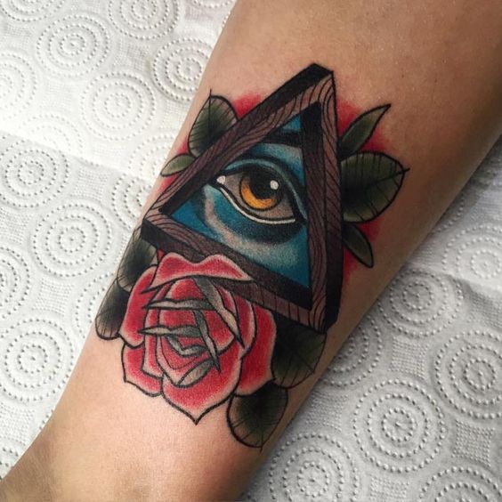 traditional all seeing eye hand tattoo