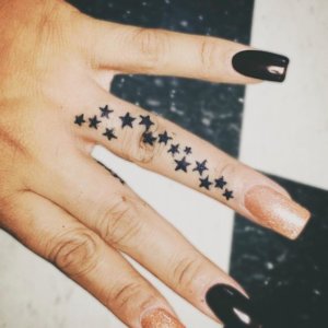 Colorfull or simple black stars tattoo for your hand 3