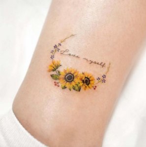 The truth about small sunflower tattoos which makes you adorable 1