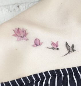 Best tattoos for your collarbone if you are female 5