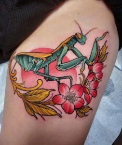 Why are Japanese praying mantis tattoos so fascinating 1