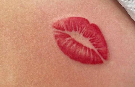 Meaning of lips tattoo