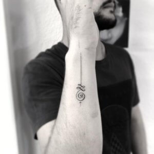 The beauty of the Unalome symbol and 10 wrist tattoo designs 5