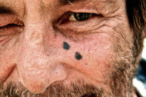 Meaning of tear tattoo 4
